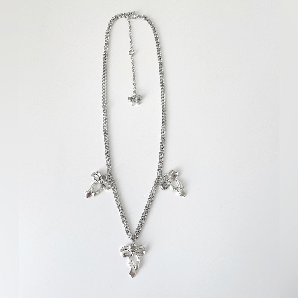 Bow Charm Necklace - Picture 2 of 5